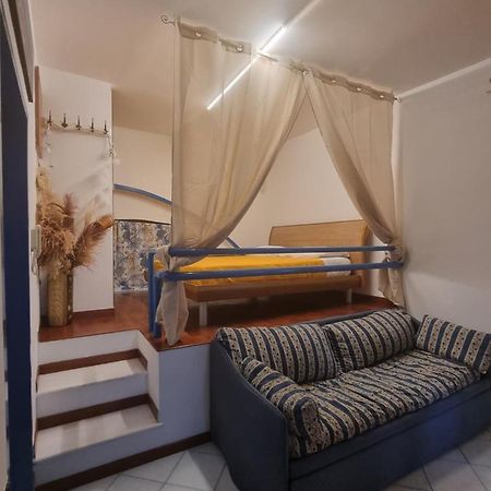 Appartamento Uanema House Napoli Esterno foto
