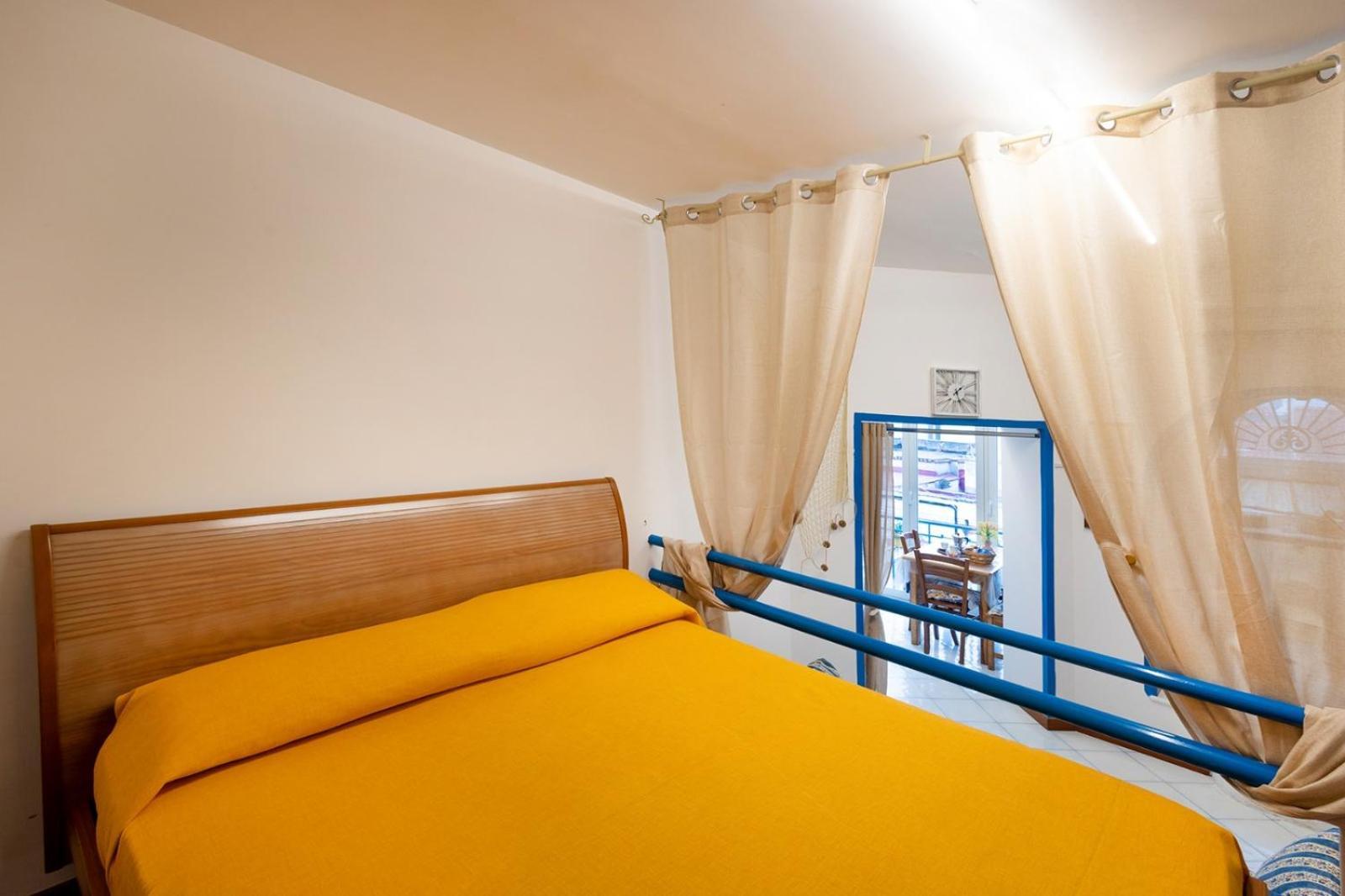 Appartamento Uanema House Napoli Esterno foto